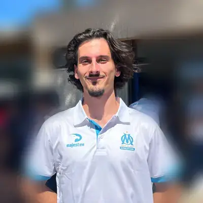 Portrait d'un éducateur de l'école d'athlétisme de l'OM Athlétisme
